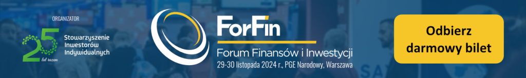 ForFin 2024 - wizualizacja wydarzenia na PGE Narodowym w Warszawie. Tłum uczestników, scena z prelegentami i logo Forum Finansów i Inwestycji